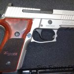 Pistol Sig Sauer P229.  Price: RM 14,800